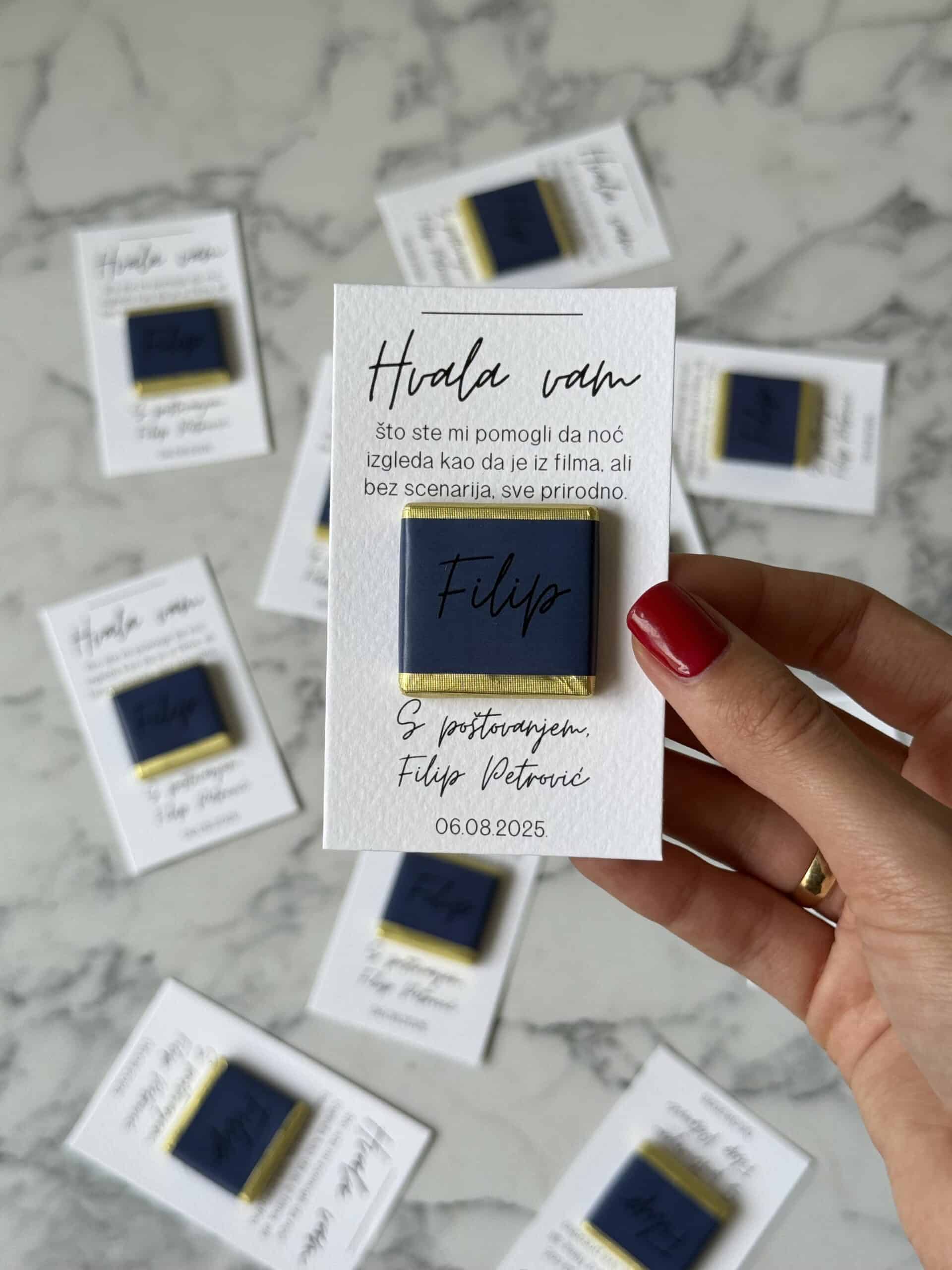 Button pin with personalized message on wedding or event place card, custom name, date, decor accessory.